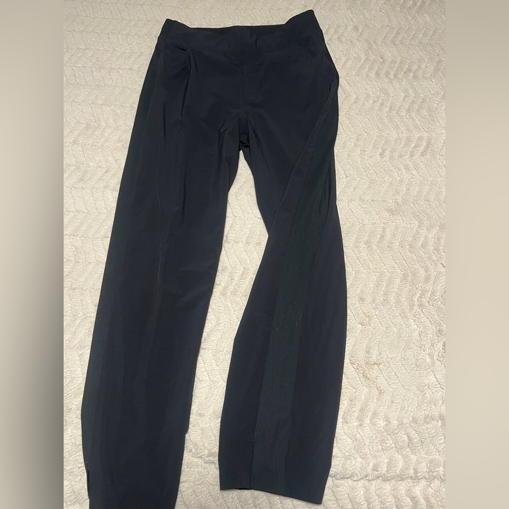 ATHLETA Pants - Brooklyn Mid Rise Ankle Pant, Wrinkle Resistant, Black, Size 4